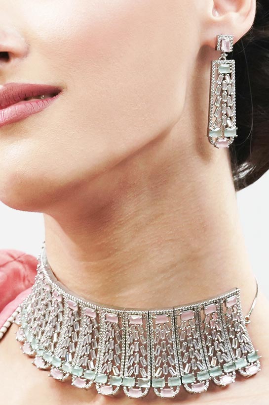 Blush Pink and Silver Geometric Jewelry Set with an Intricate Pattern - Image 4