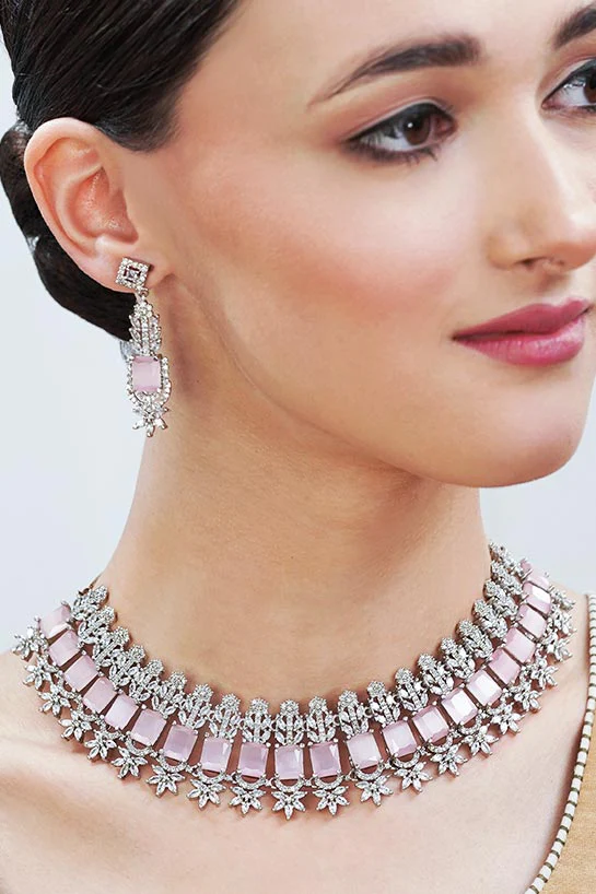 Feminine Touch Necklace Set - Image 3
