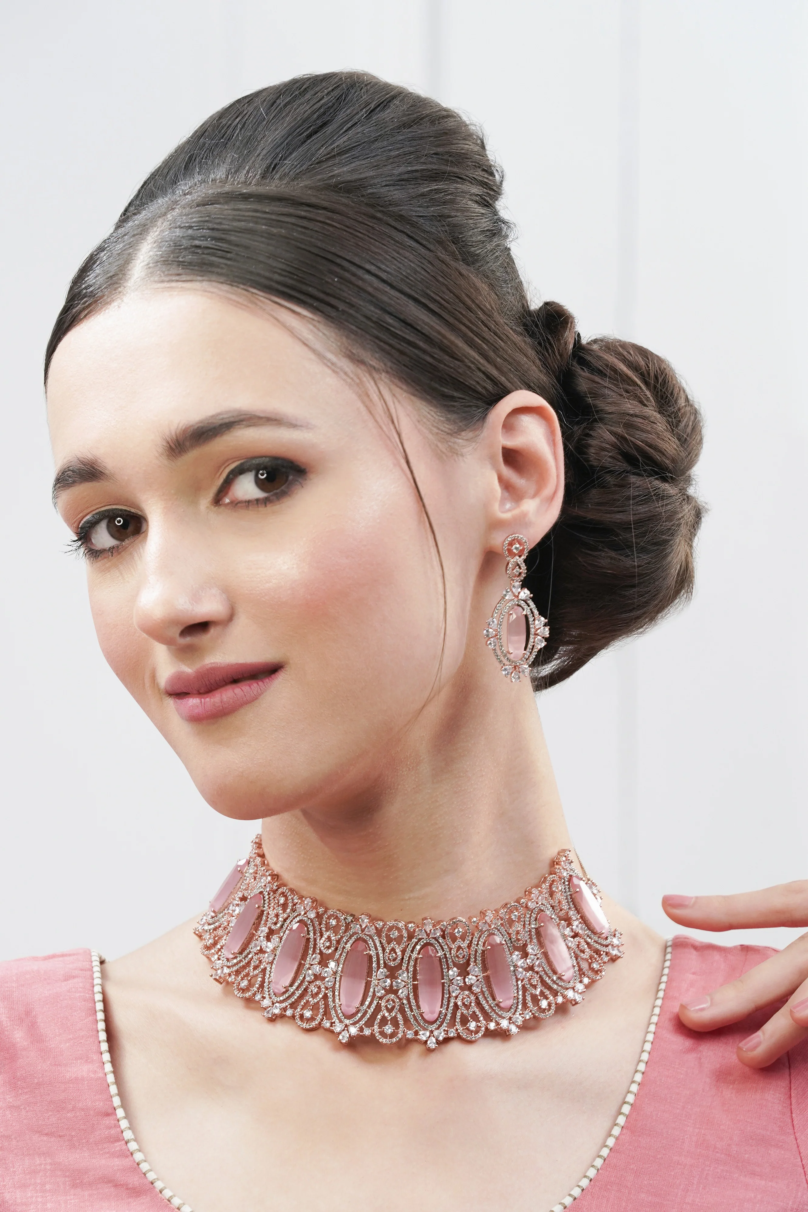 Rosé Regal Choker Set - Image 3